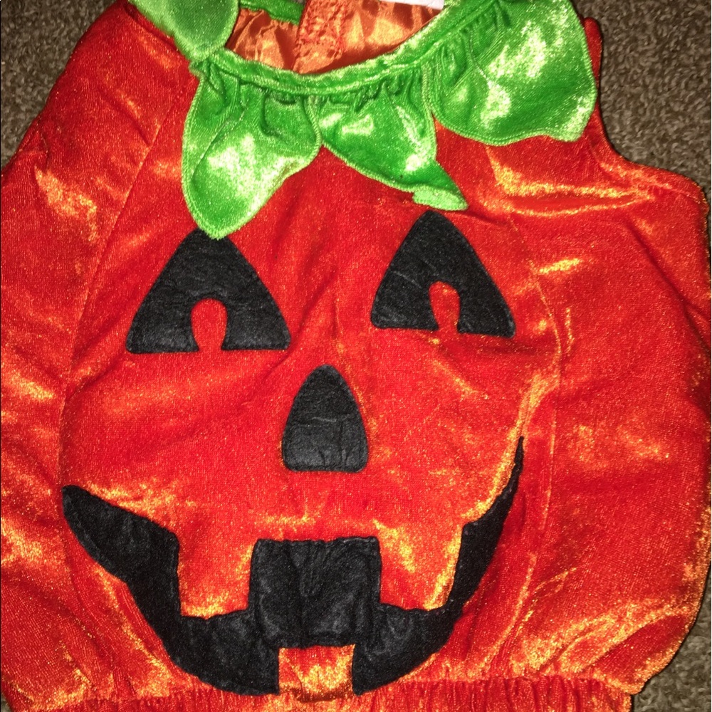 Baby pumpkin costume